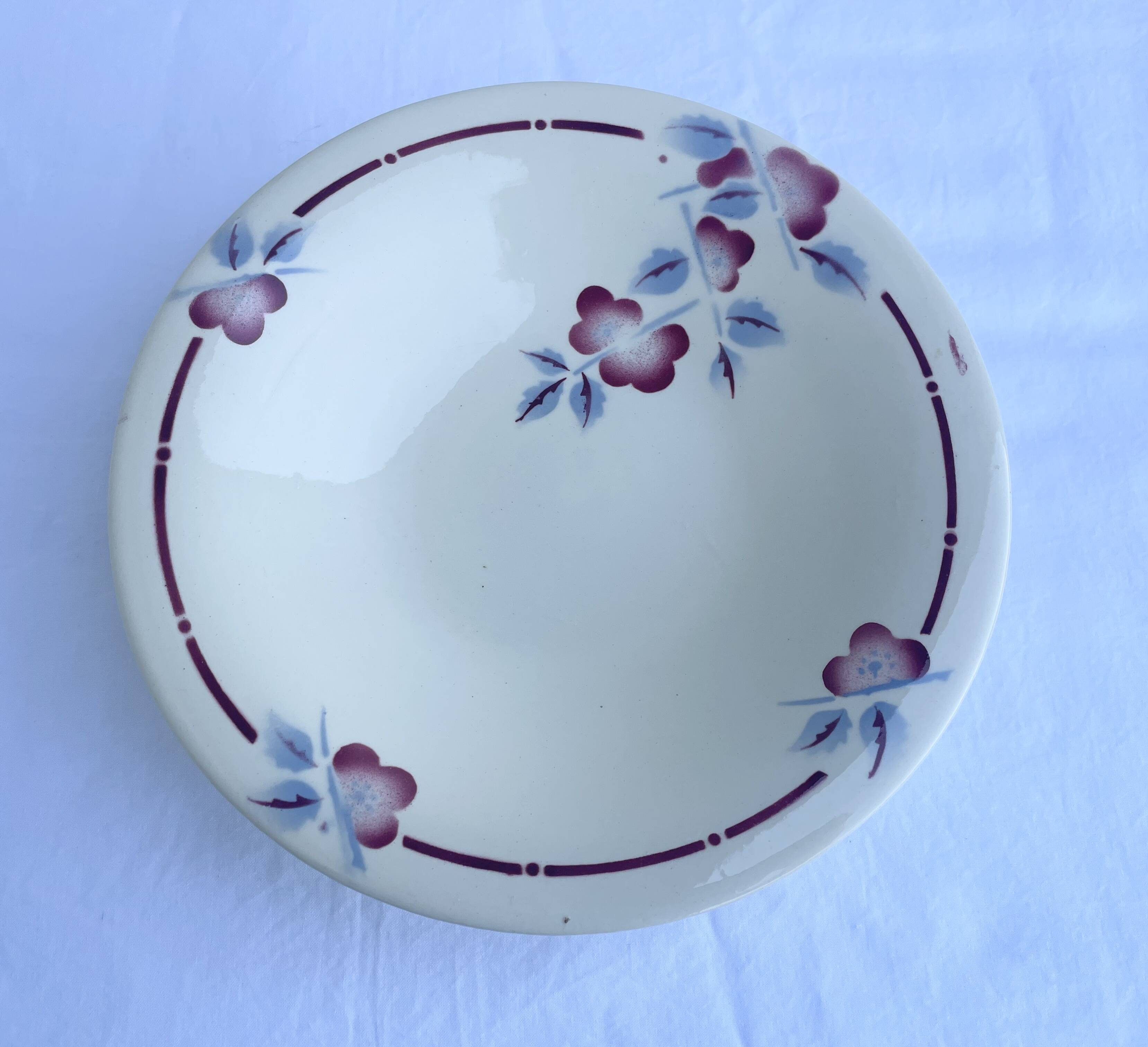 Ceranord St Amand pedestal plate model Nigeria 1920