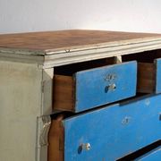 Commode ancienne peinte en pin – Europe centrale, vers 1890