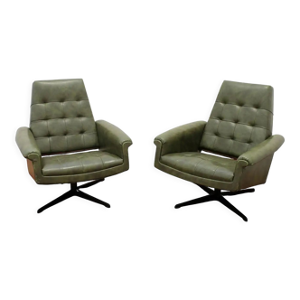 Pair of mid century Czechoslovak swivel armchairs by UP Zavody, 1970´s