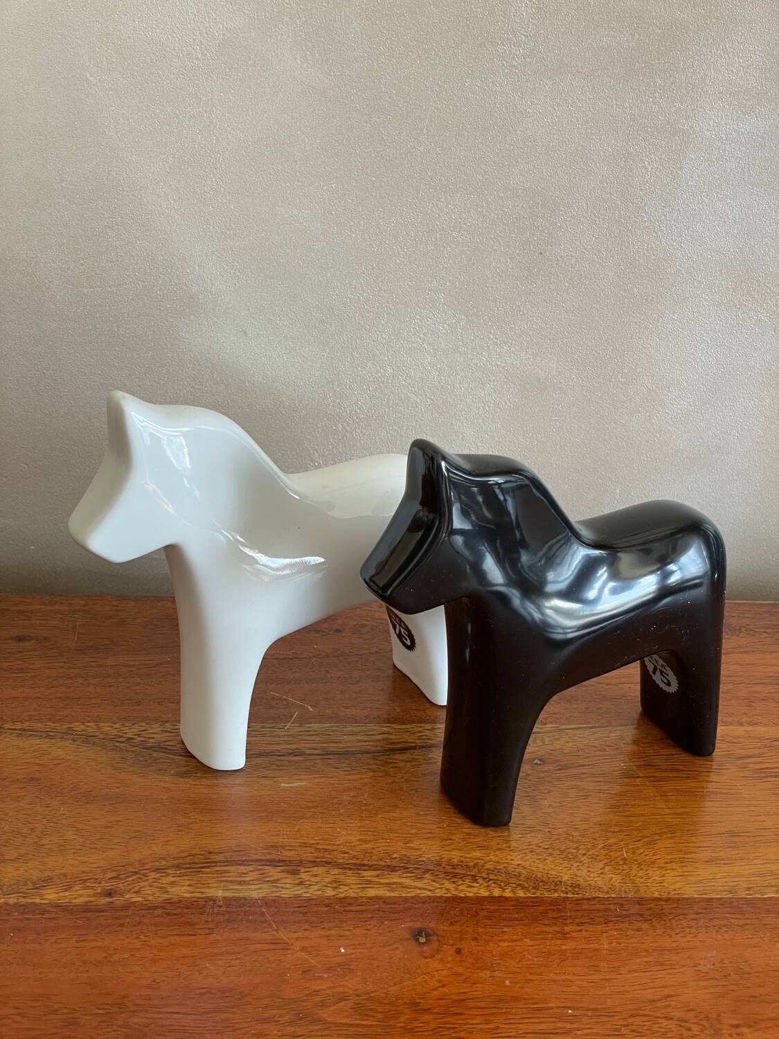 Dala Horse Duo