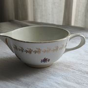 L'amandinoise sauce boat