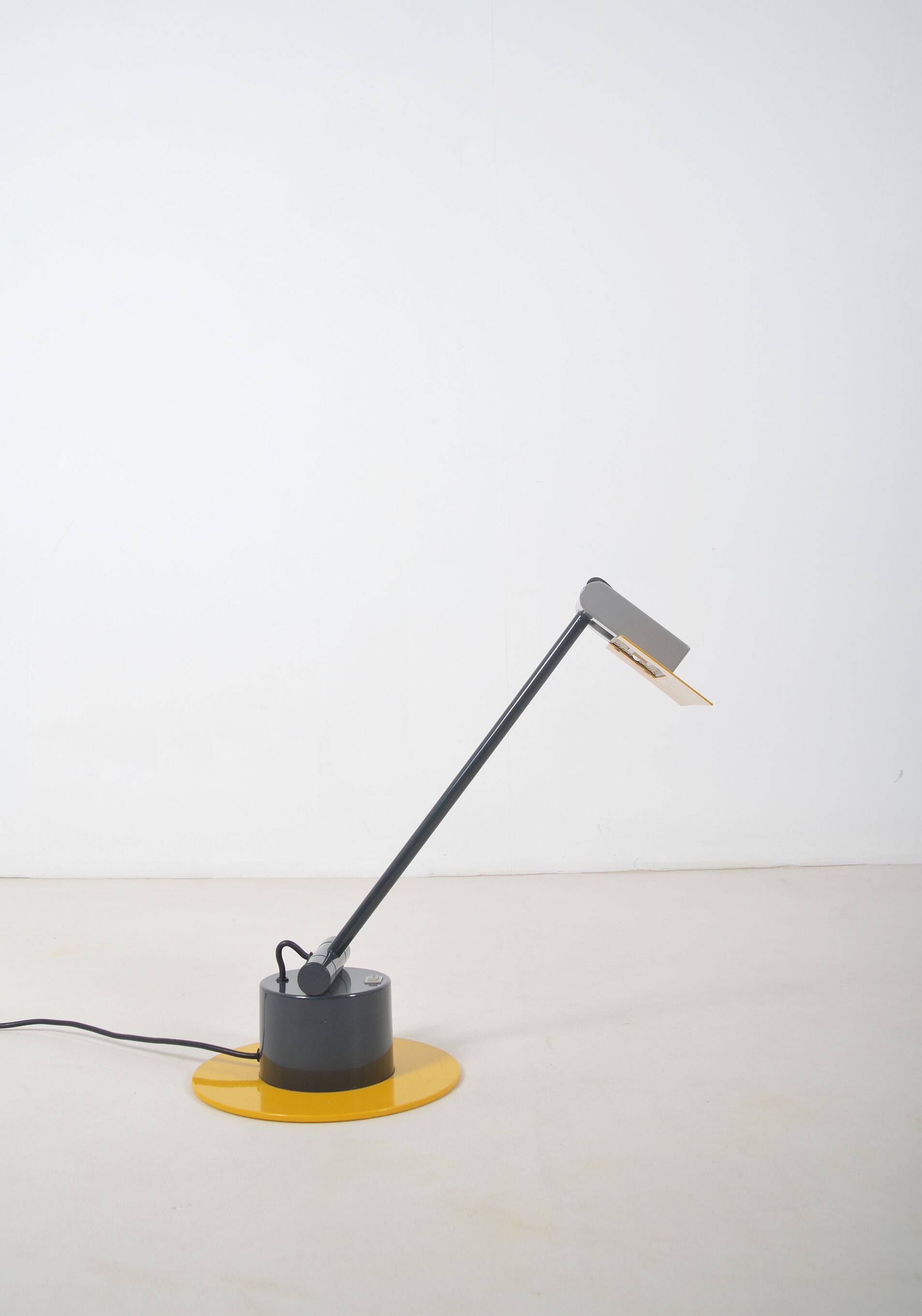 Aero lamp designed by Ettore Sottsass for Bieffeplast, 1980s