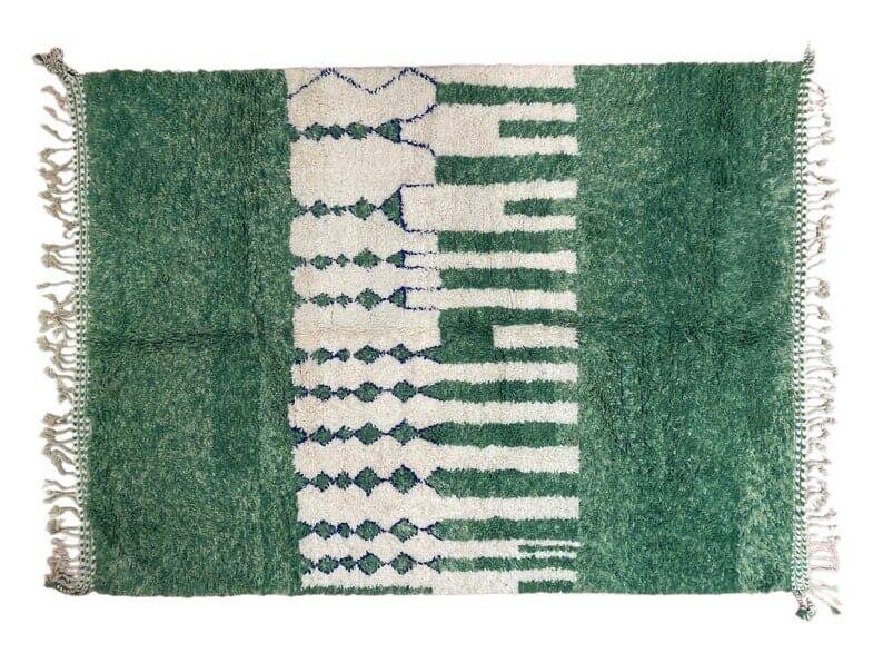 Handmade pure wool rug, size 150 x 250 cm.