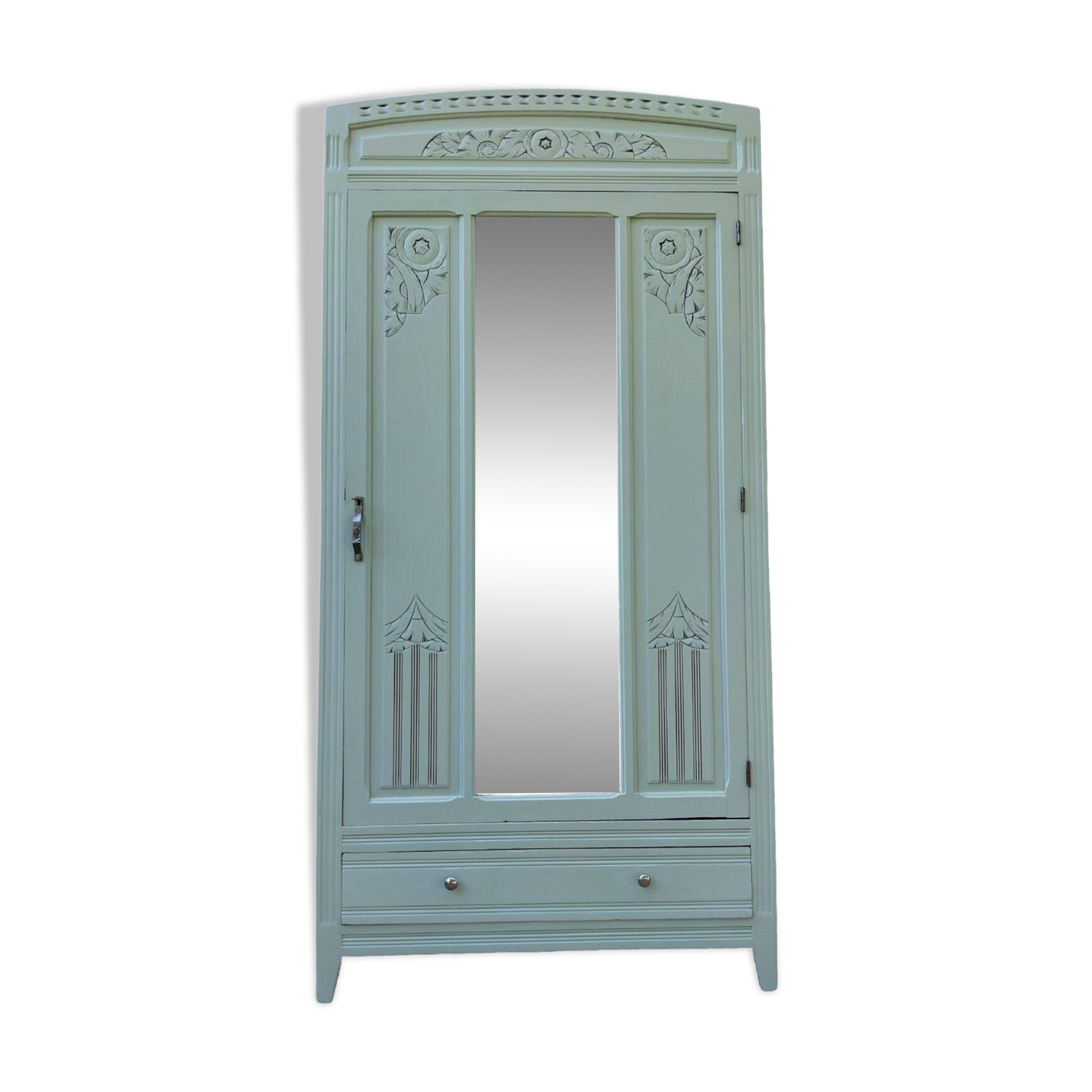 Parisian wardrobe from the 1930s