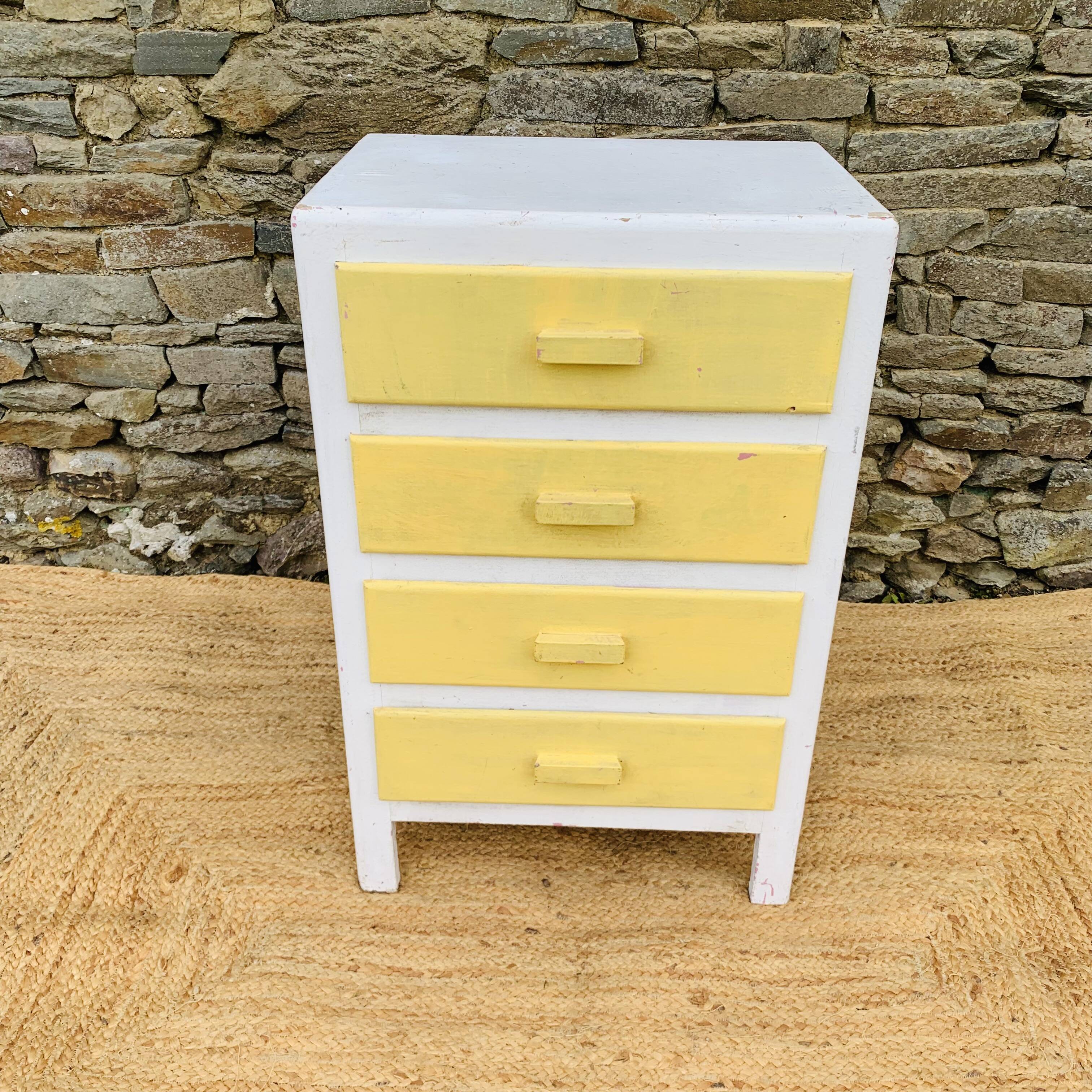 Parisian-style cabinet with 5 drawers