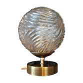 Globe lamp