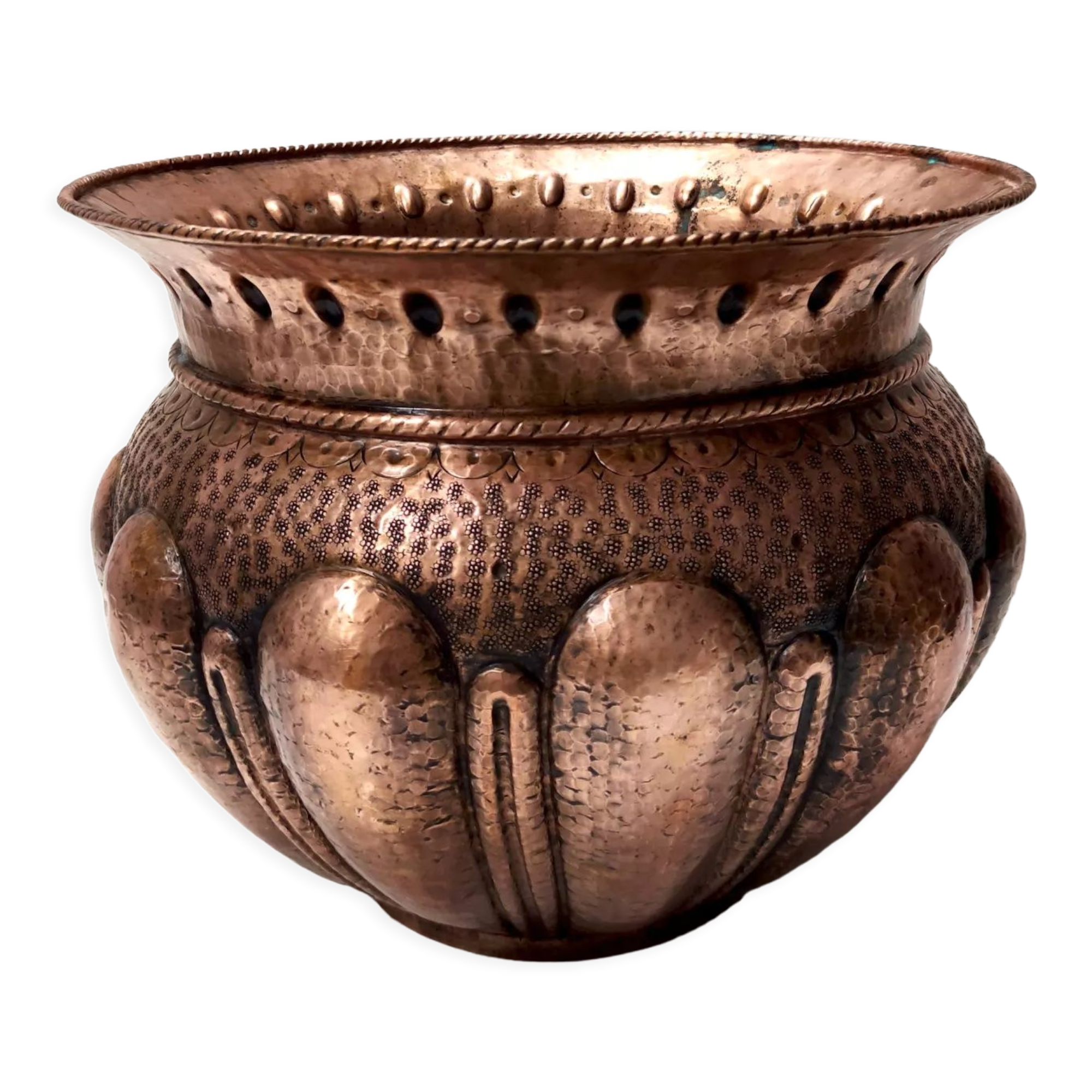 Vintage round embossed copper cachepot / vase by egidio casagrande, italy