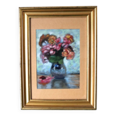 Vintage table - pastel flower bouquet