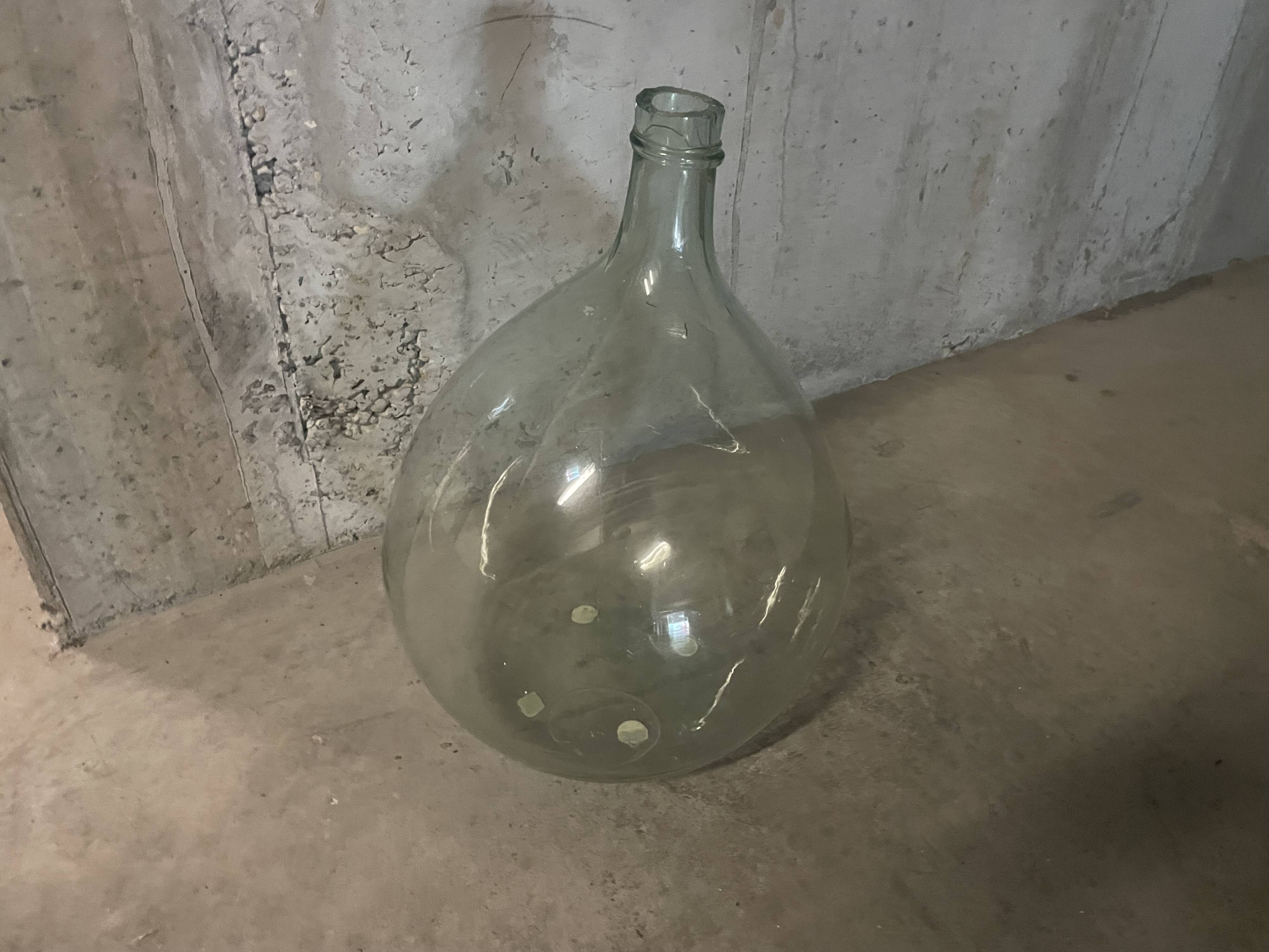 Demijohn