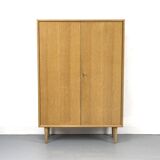 Cabinet en chêne de WK Möbel, années 1970