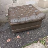 Pair of Chesterfield armchairs with footrest