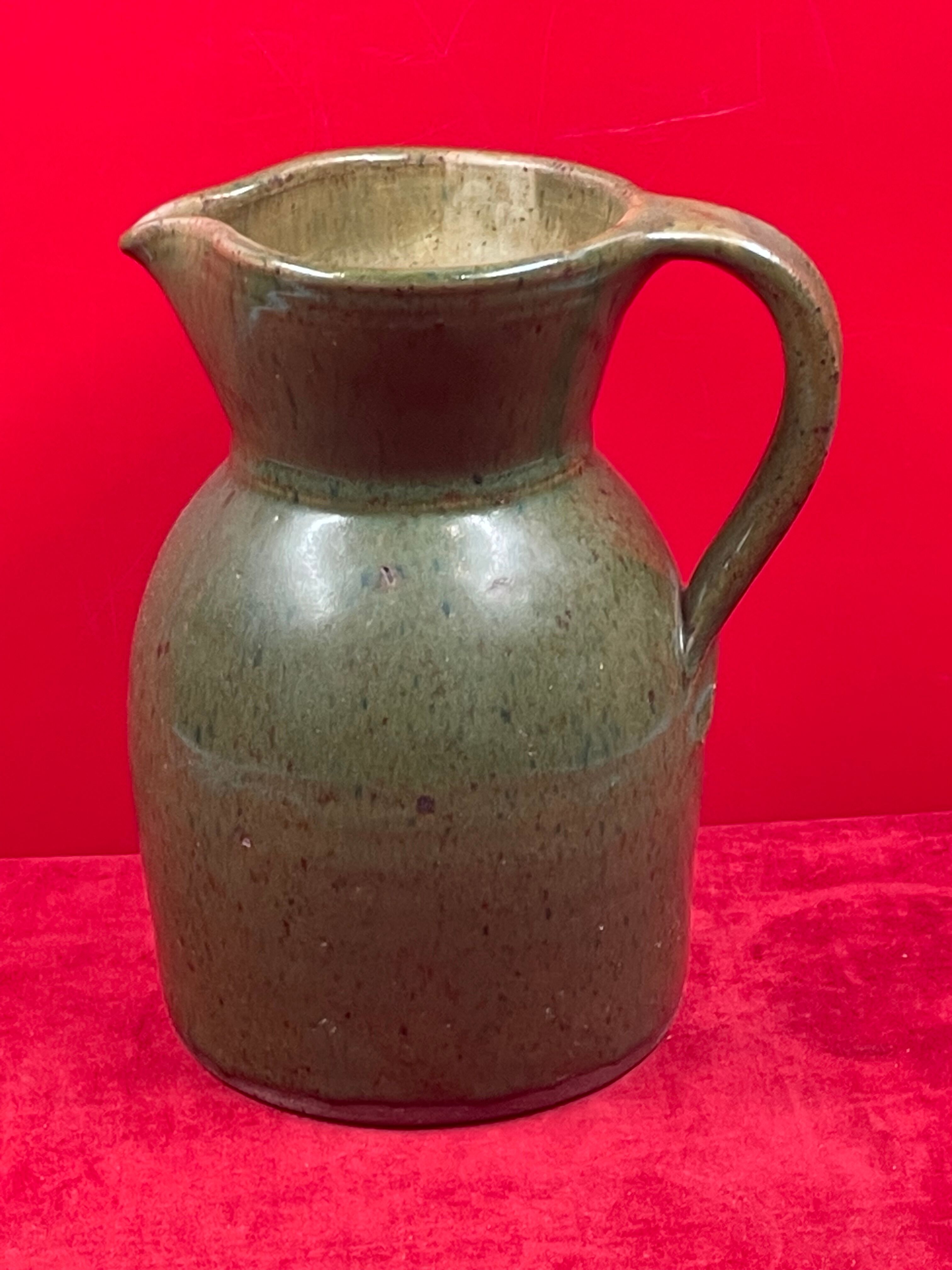 Sandstone pitcher de Migeon Bourges Cher La Borne