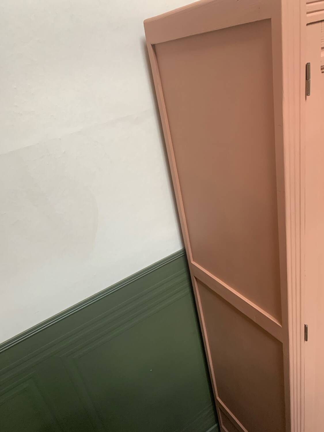 Parisian terracotta wardrobe