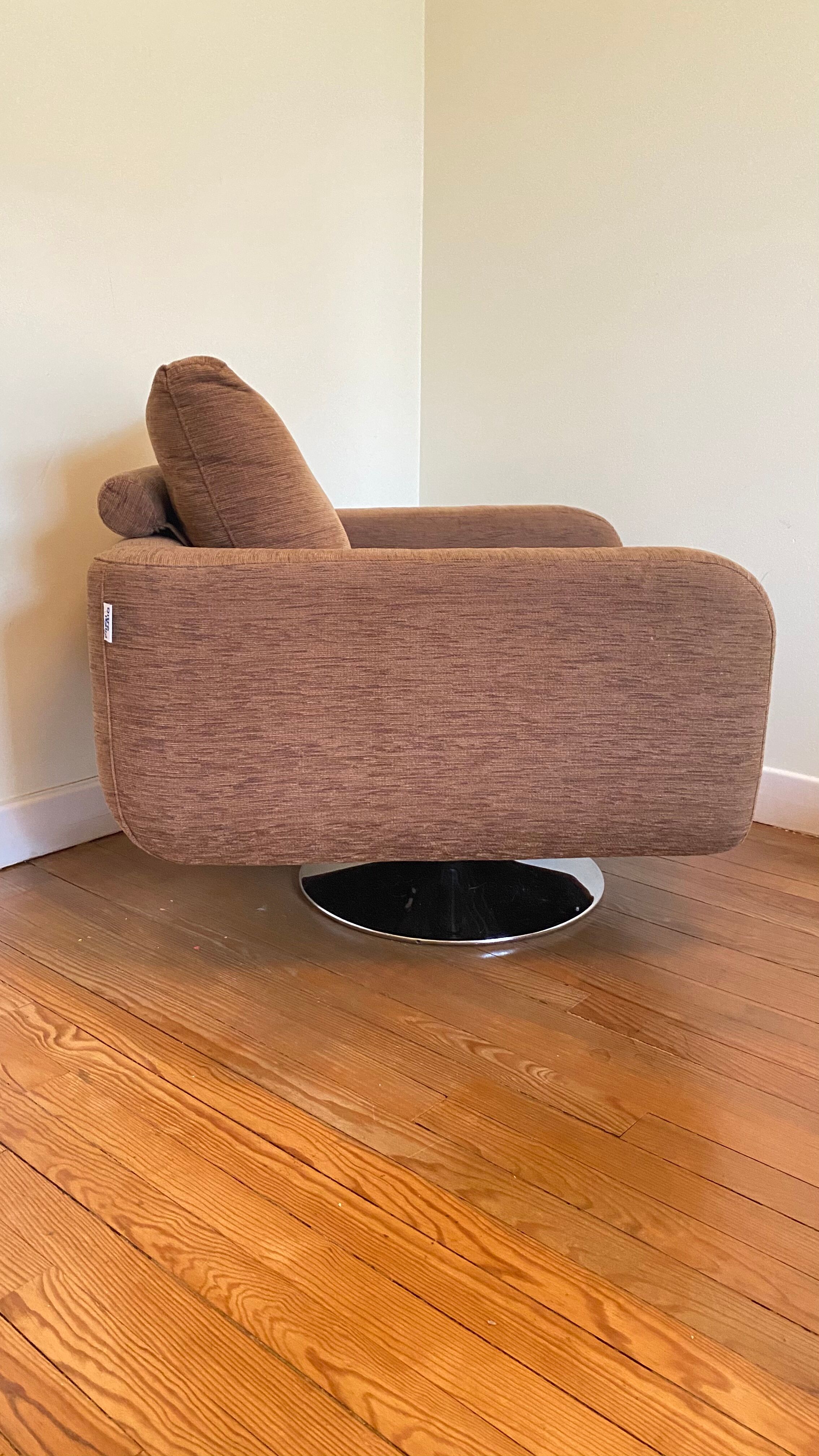 Ditre Italia swivel chair