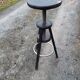 Height-adjustable wooden workshop screw stool