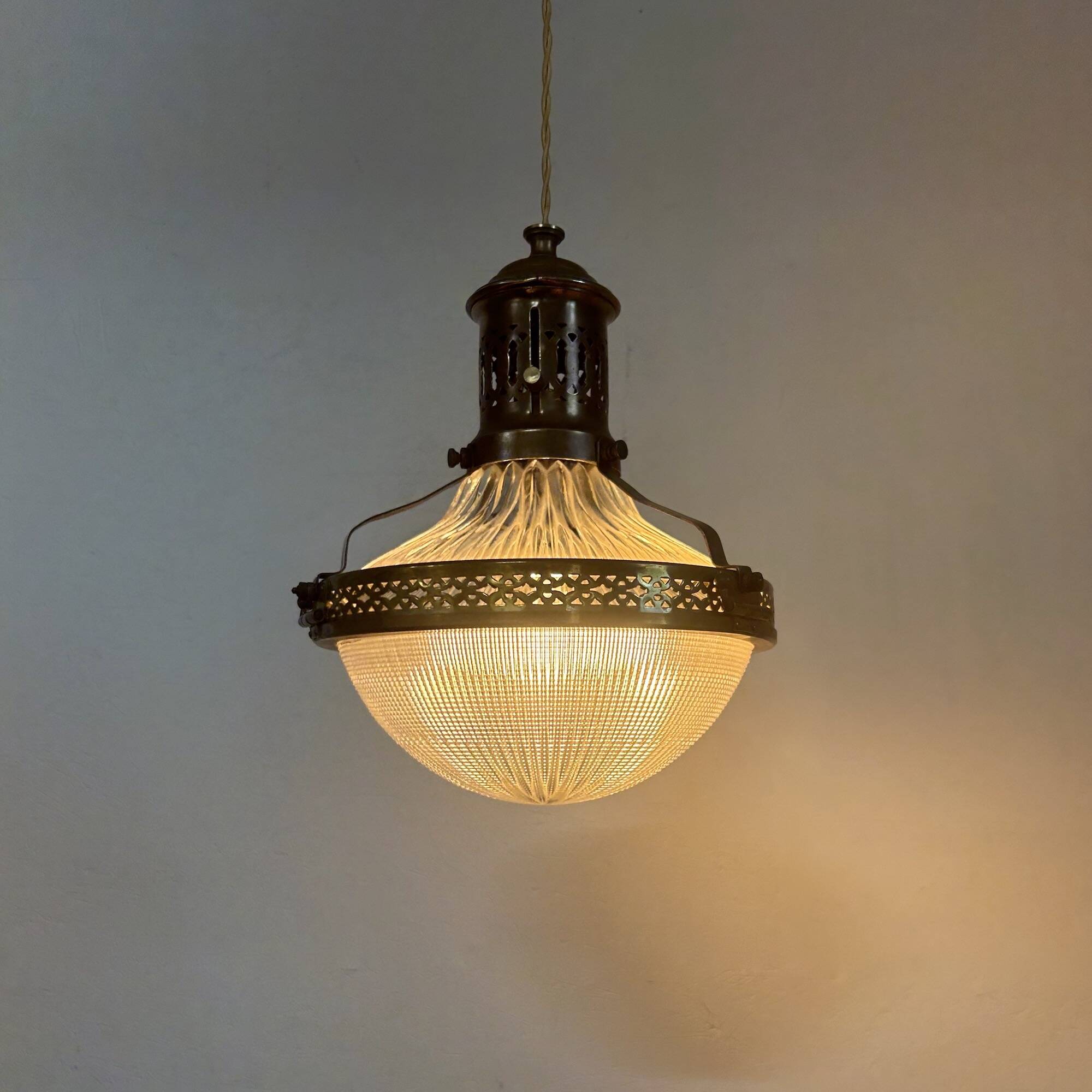 Holophane Art Deco suspension