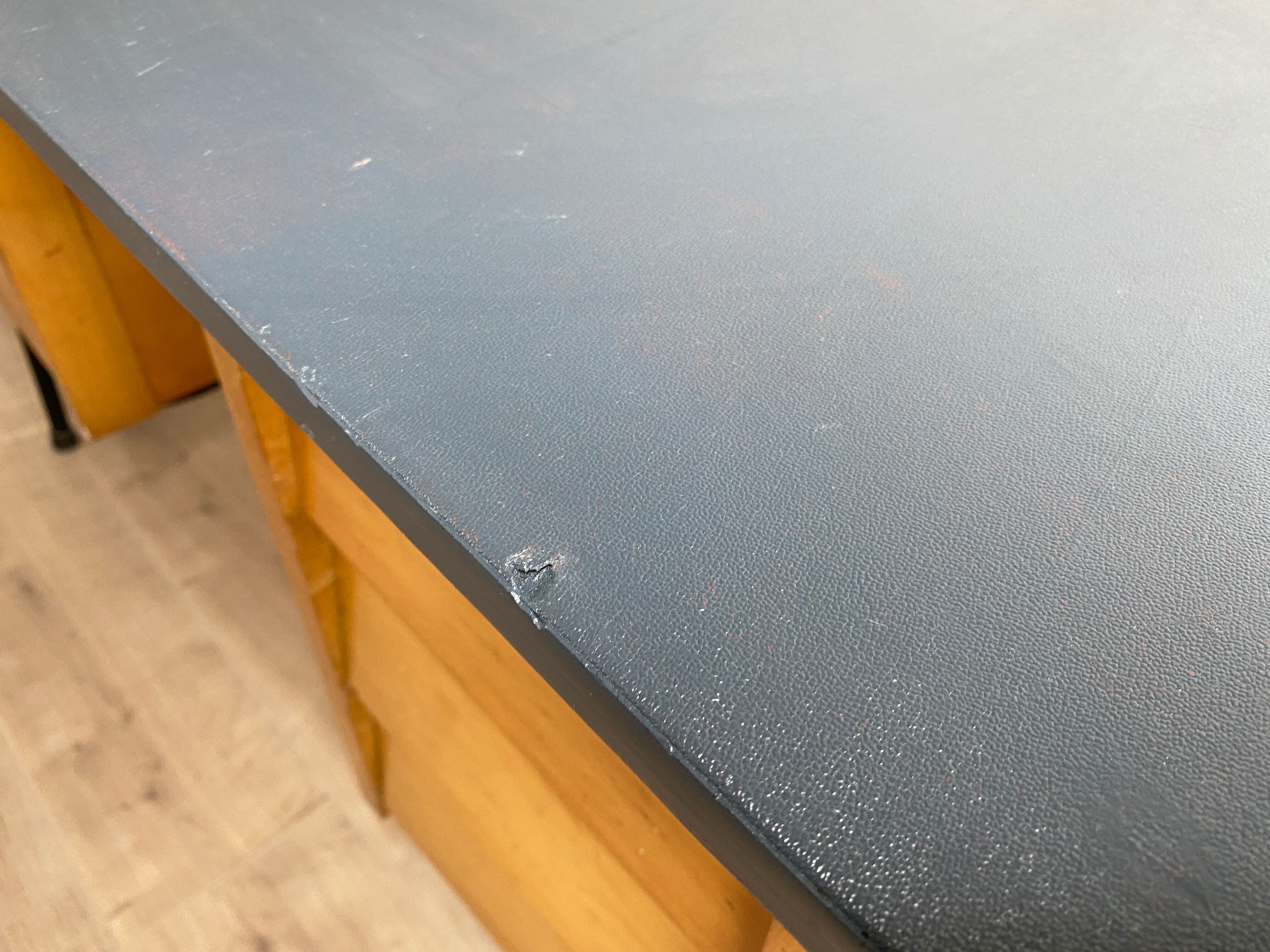 Vintage modernist office