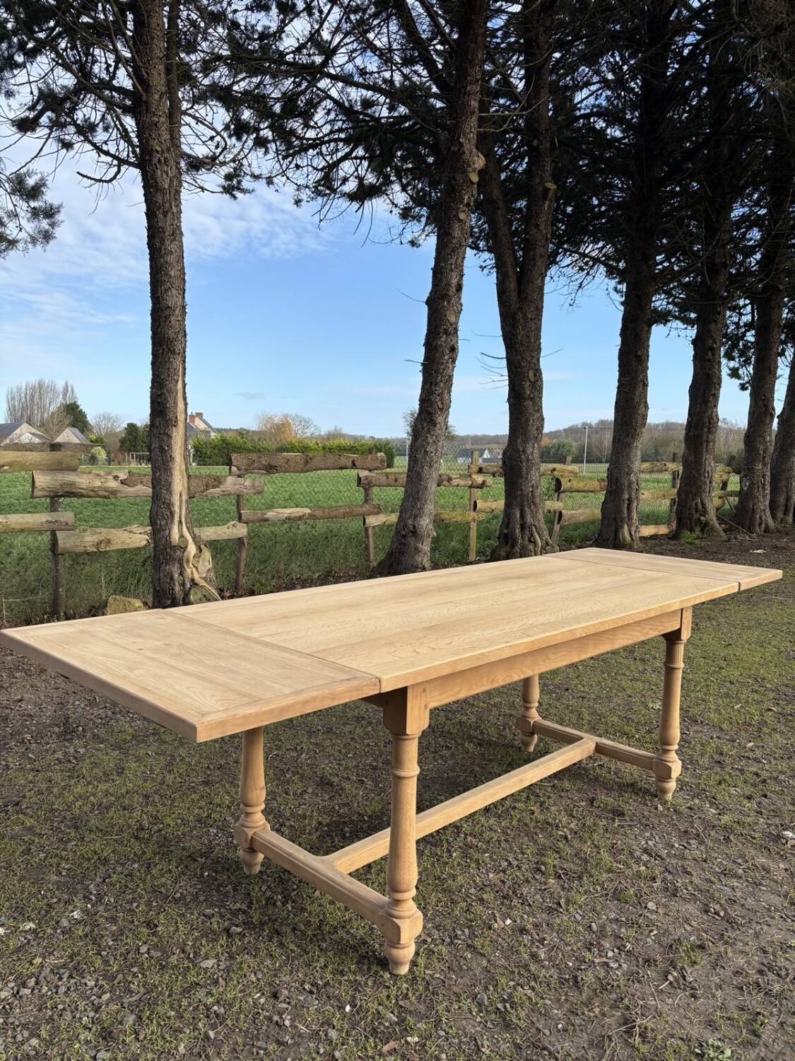 Beautiful solid oak farmhouse table