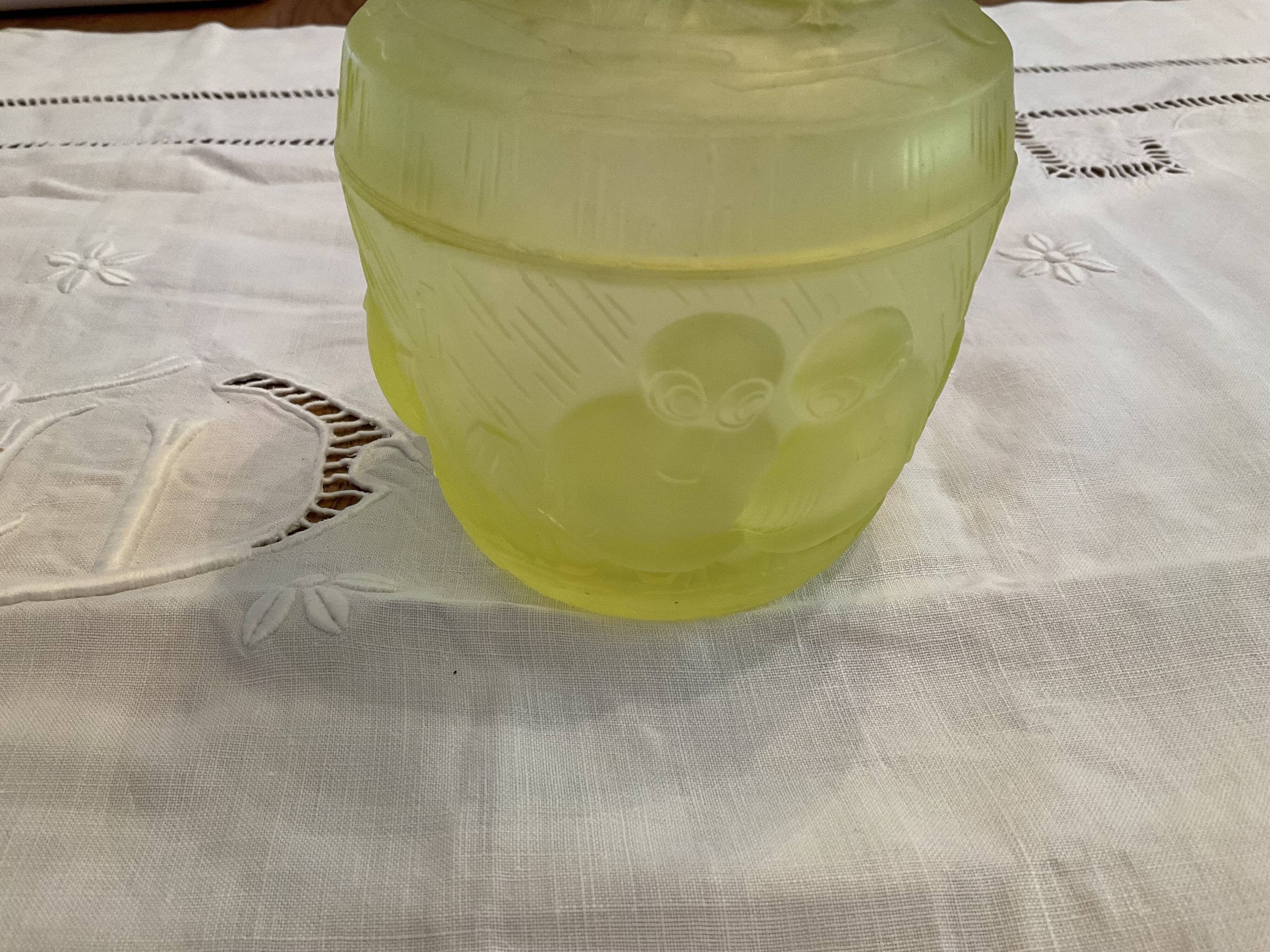 Bonbonnière molded glass . art deco