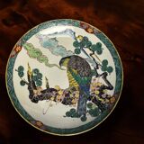 Japan, porcelain plate from Kutani with bird of prey decoration, 19th century.
