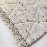 Moroccan berber carpet blessed ouarain ecru with black polka dots and diamonds engraved 150x102cm