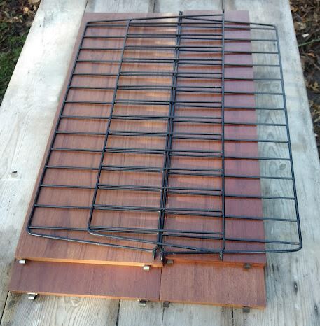Vintage modular shelf in teak veneer and black metal, Nisse Strinning, 60s