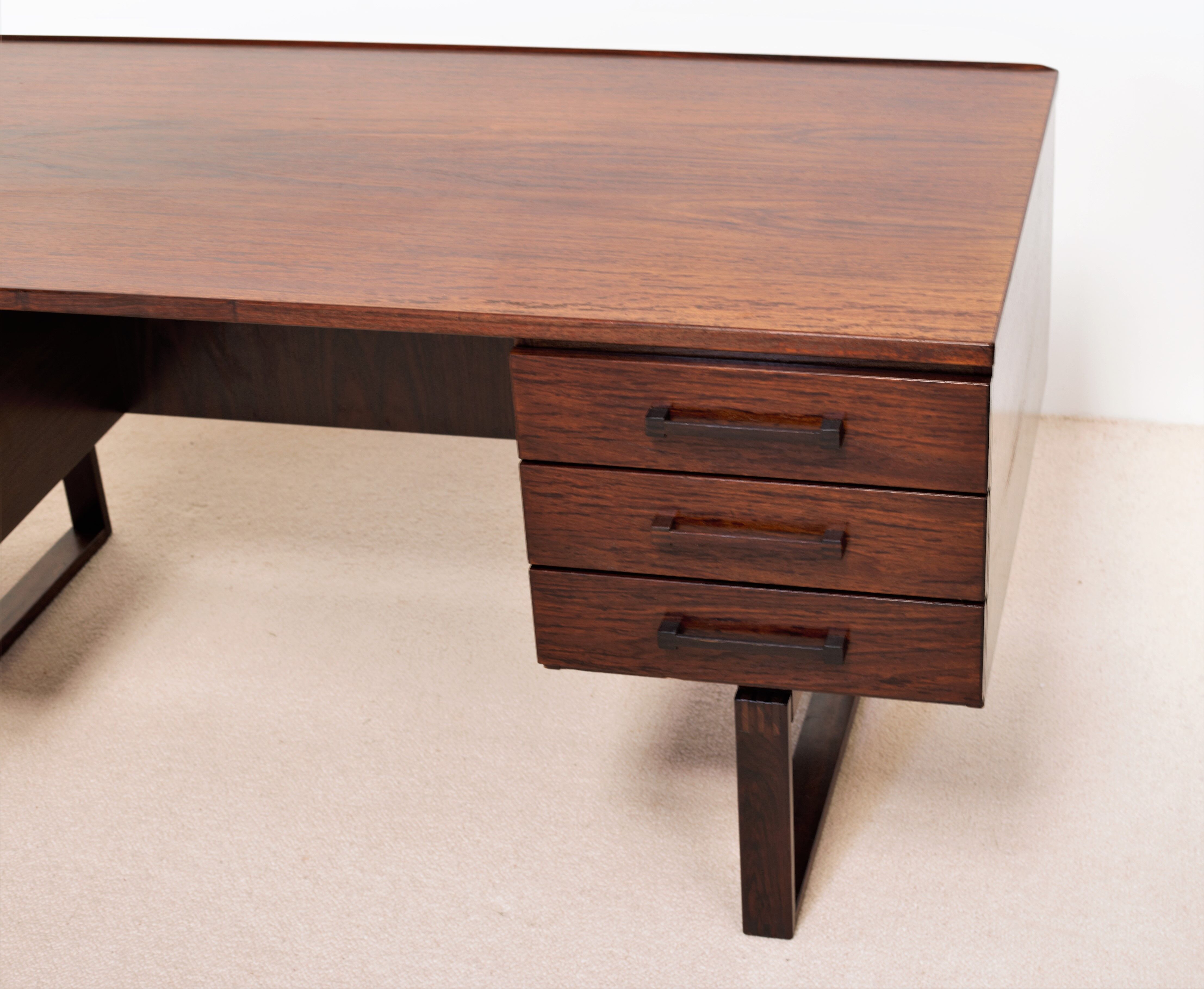 Henning Jensen desk