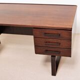 Henning Jensen desk