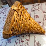 Wicker cornucopia
