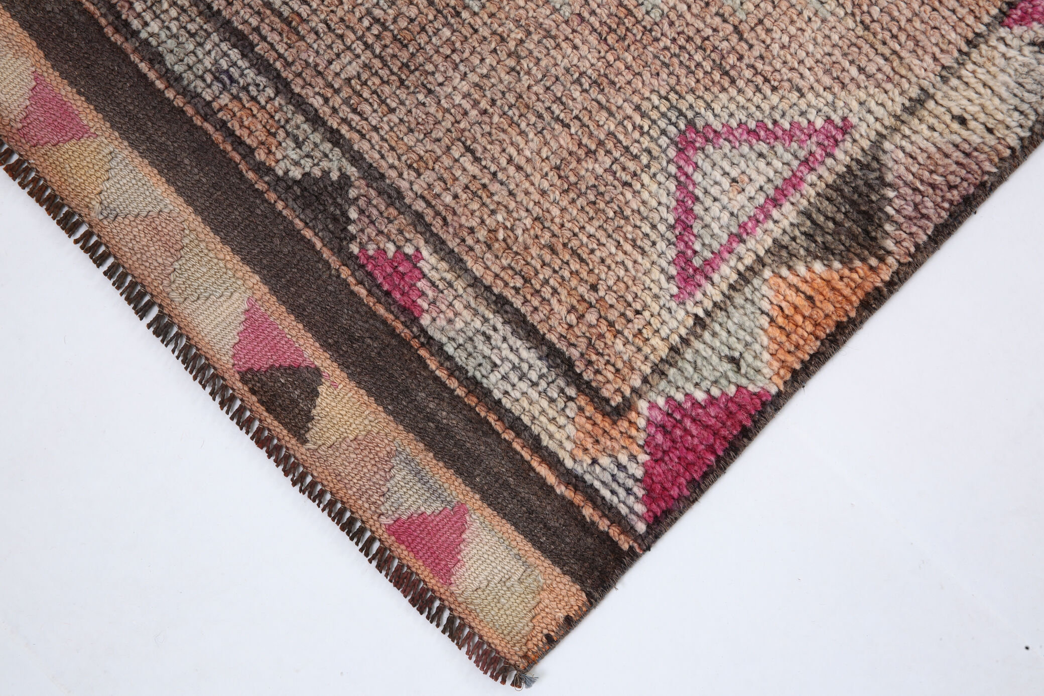 Red and orange vintage runner rug, 370x82cm