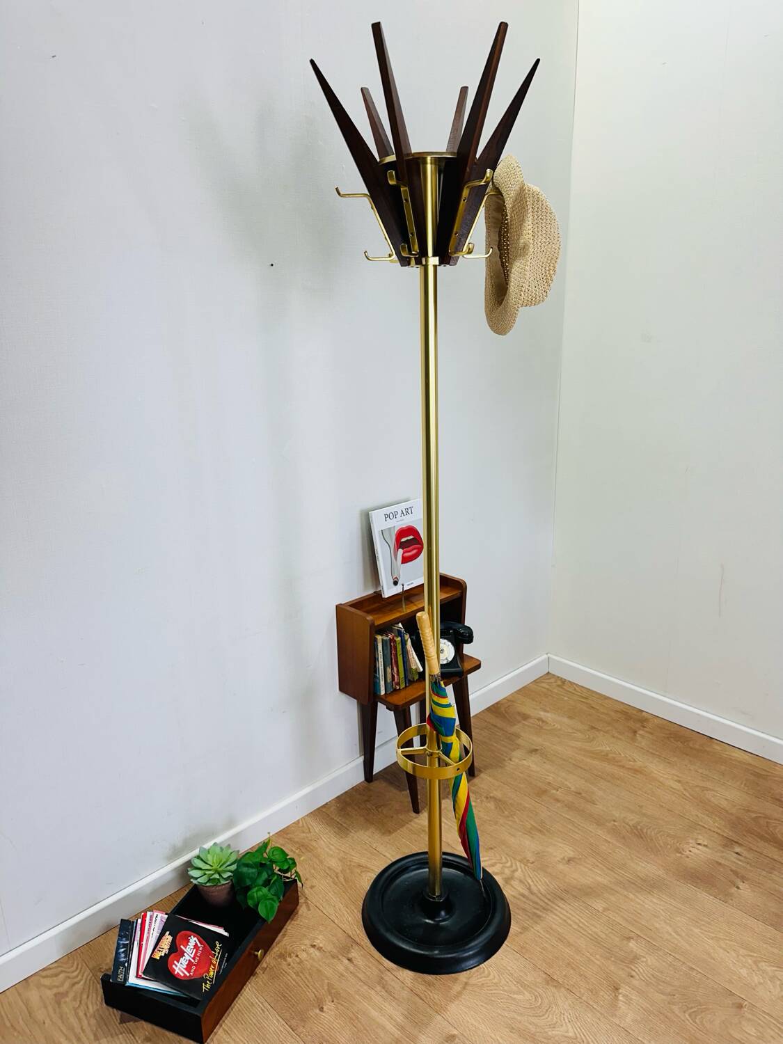 Coat hanger