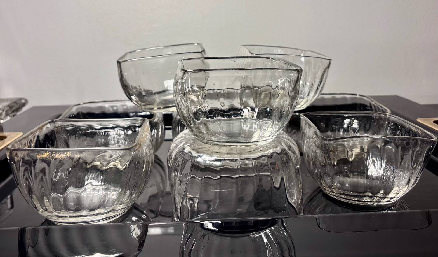 Daum cups 9p. Venetian Ribs