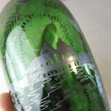 Ancienne carafe en verre, décor en métal argenté