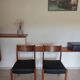 paire de chaises scandinaves style Fristho Franeker, assises rénovées