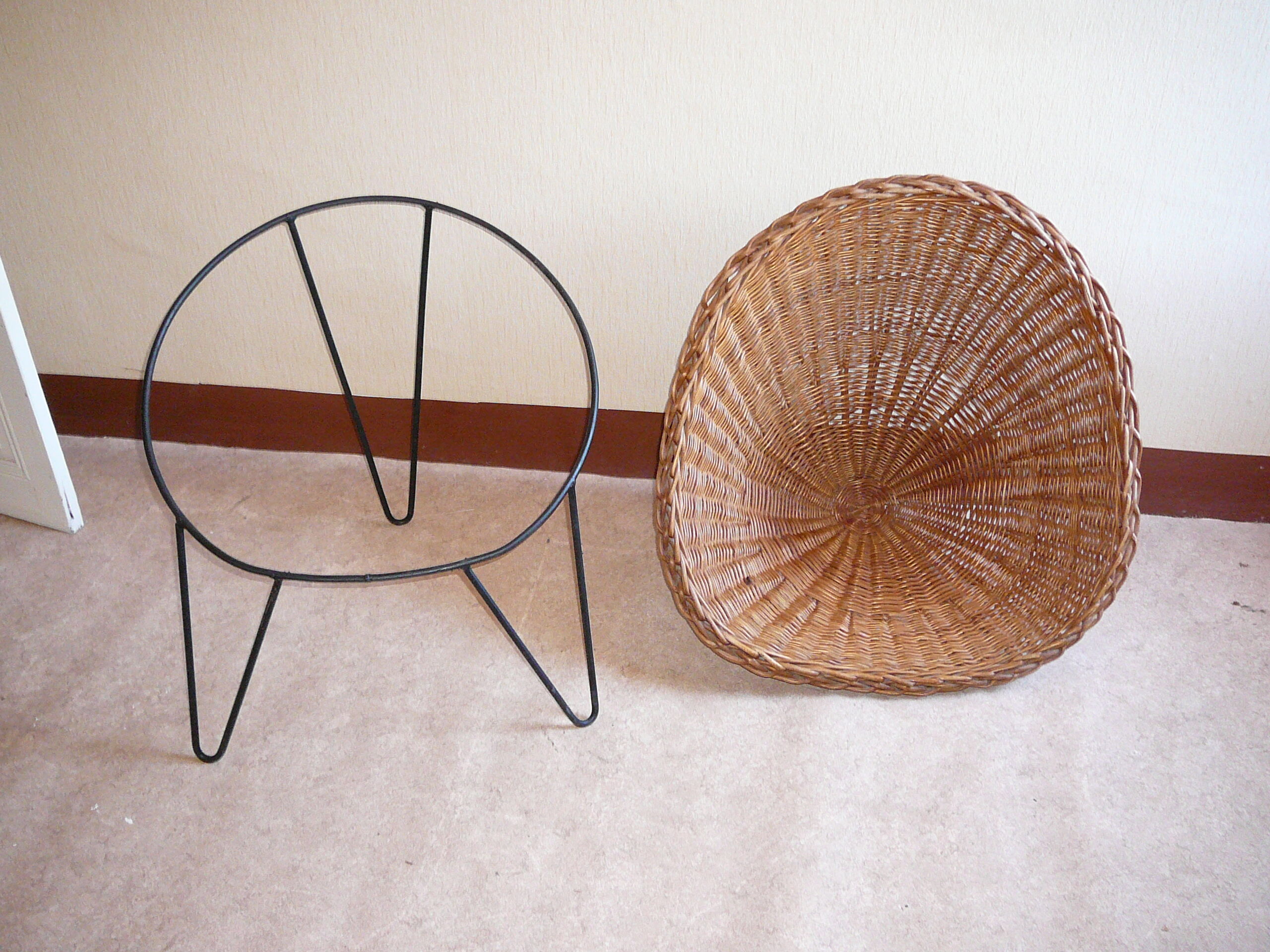 Rotin armchair shell tripod vintage 50s