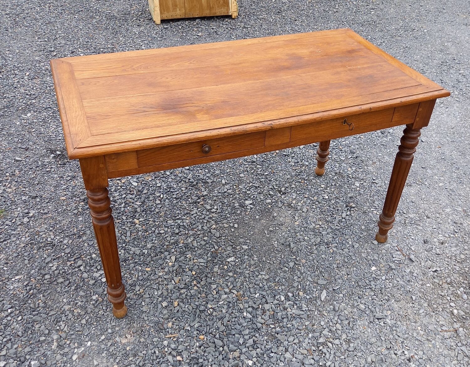 Old oak table or desk 2 drawers