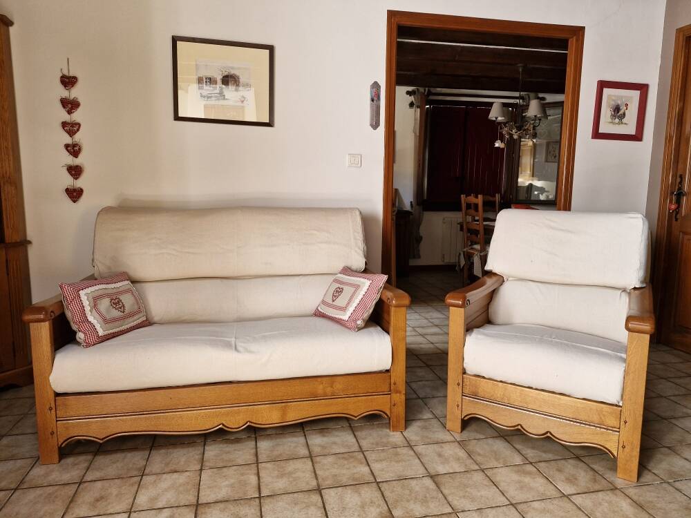 2-SEATER CHALET-STYLE SOFA AND ARMCHAIR, Jacques LELEU Collection