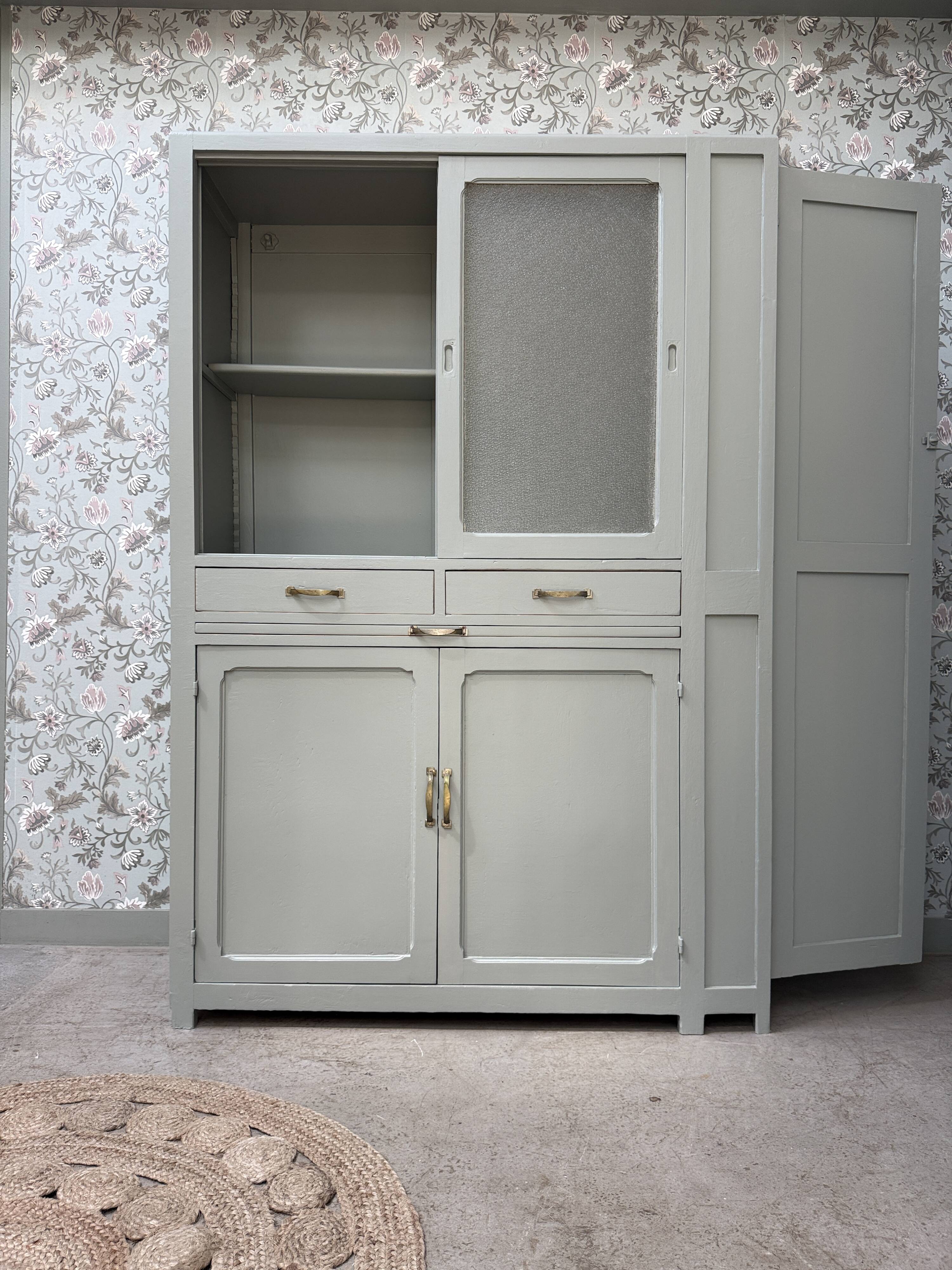 Vaisselier vintage vert (rénové)