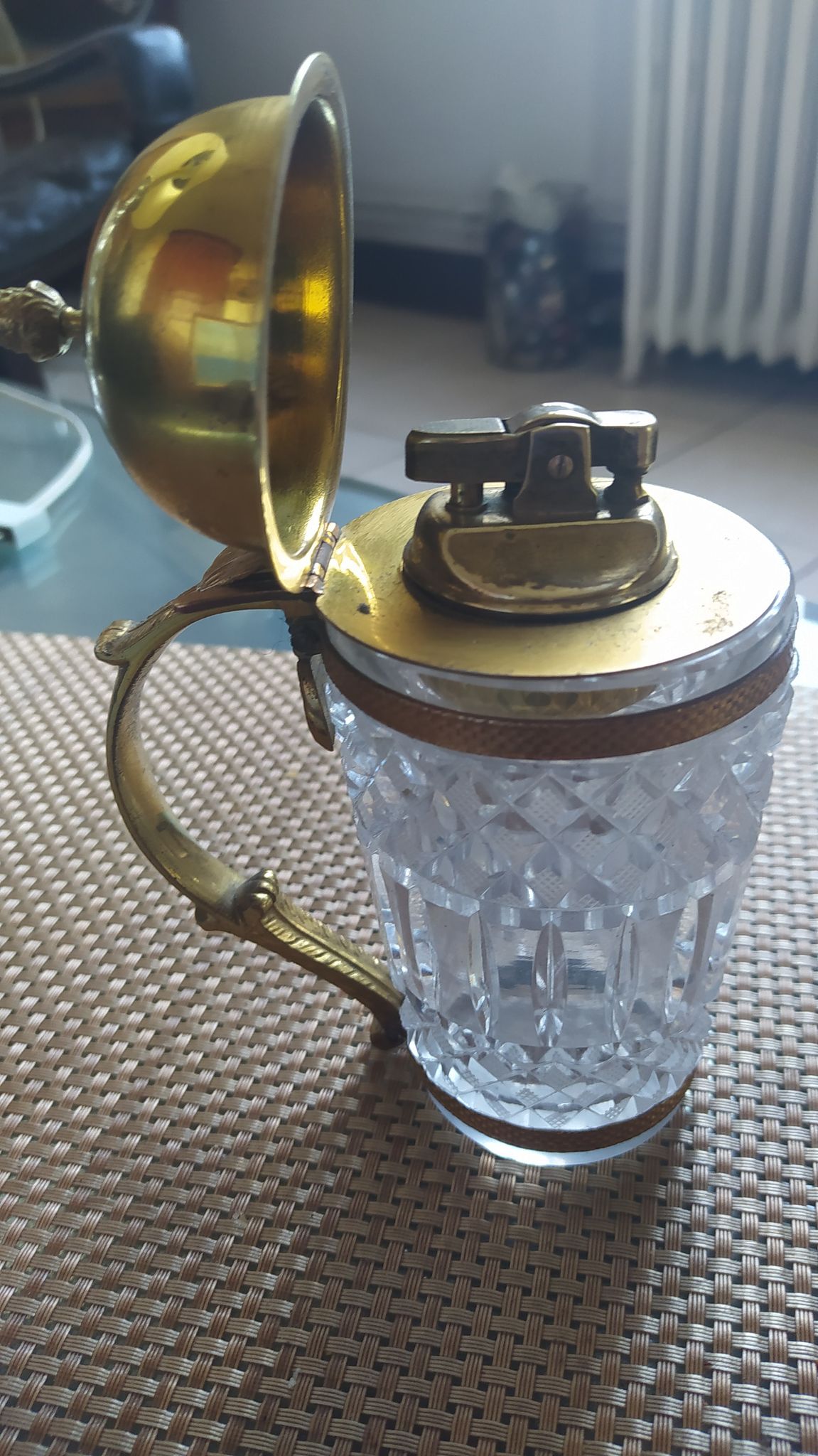 Briquet de table 1950/1960 cristal et bronze