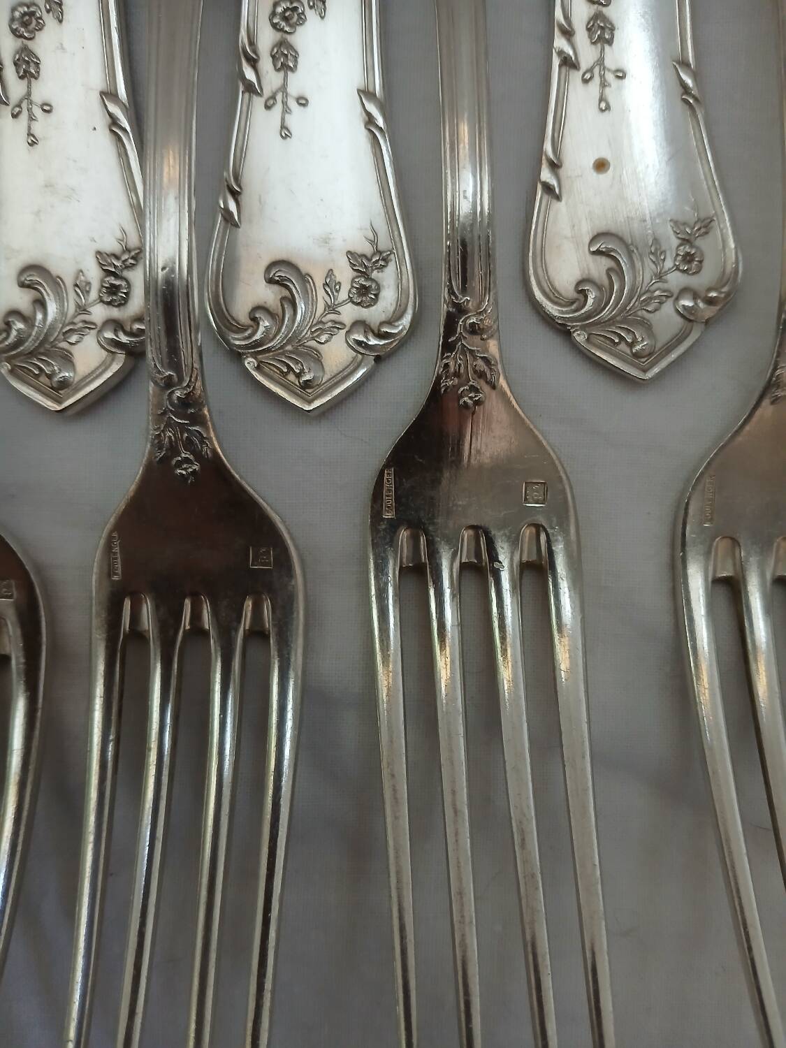 36 antique silver-plated cutlery sets "Boulenger"