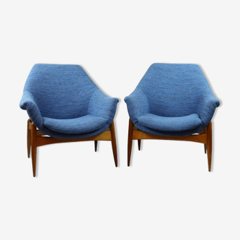 Paire de fauteuils hongrois bleu du milieu du siècle