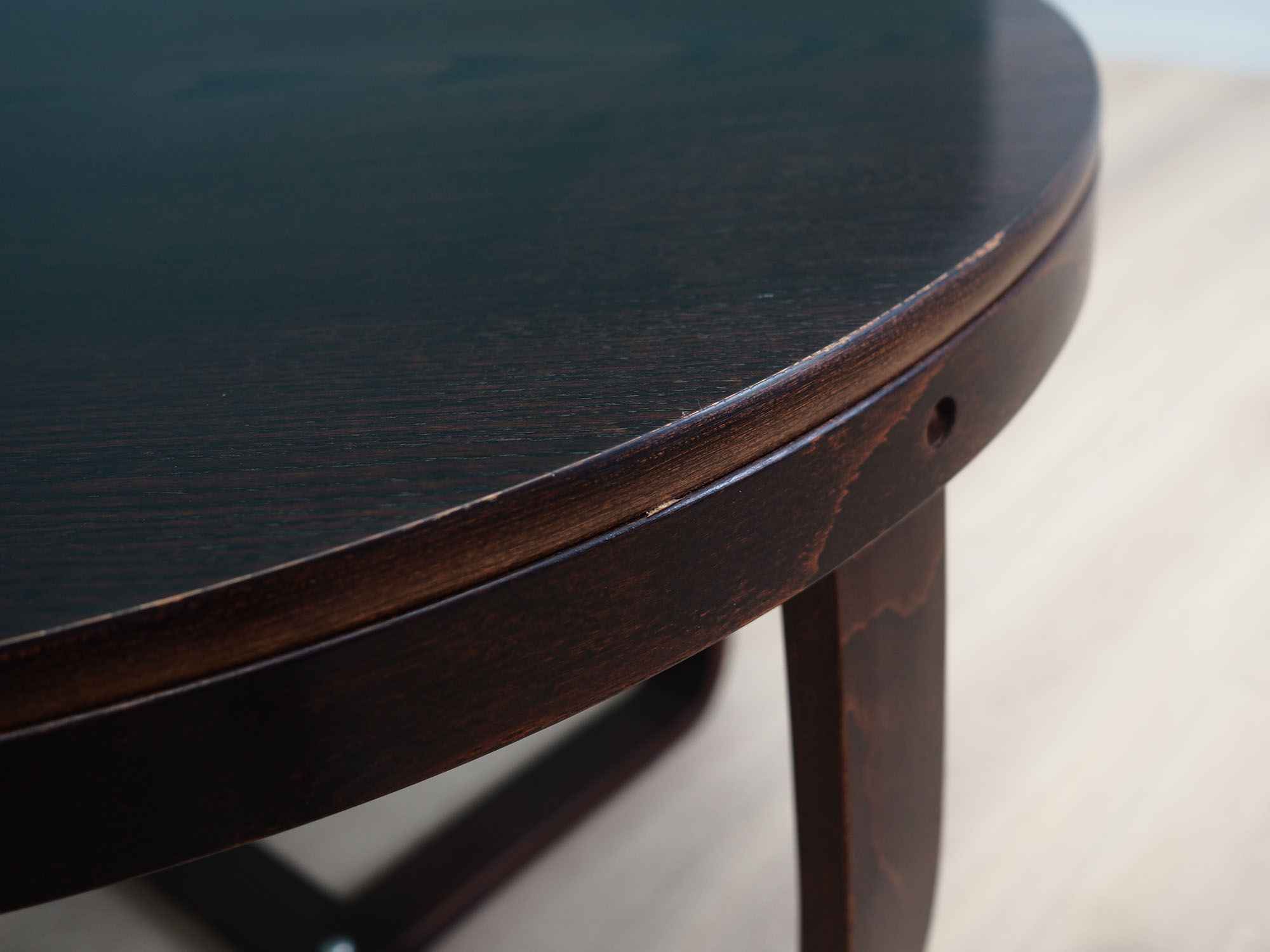 Table ronde, design danois, années 1960, made in Denmark