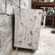 Buffet bahut vintage 1950 pieds compas patine blanche