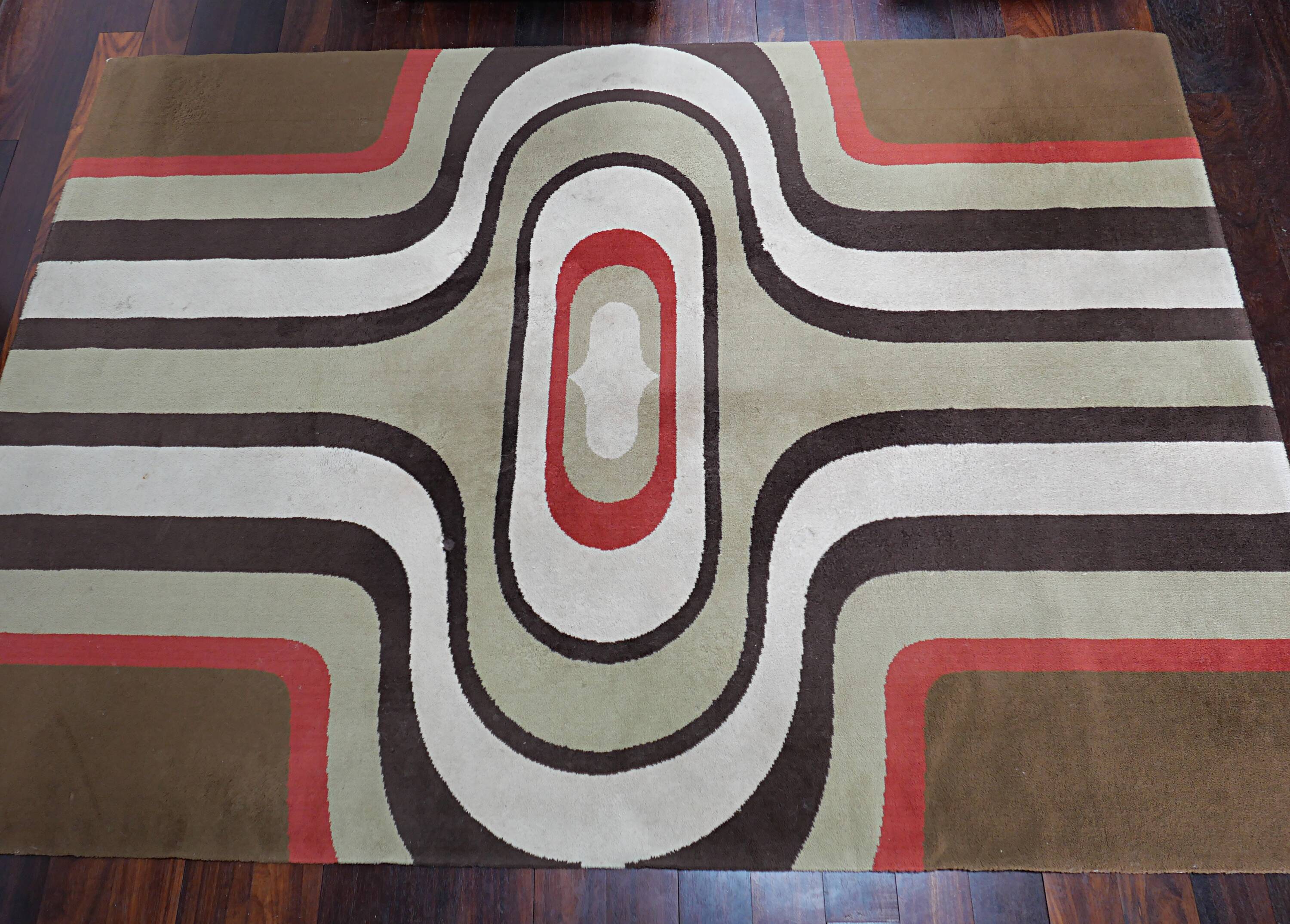 Large vintage carpet from the 1970s.