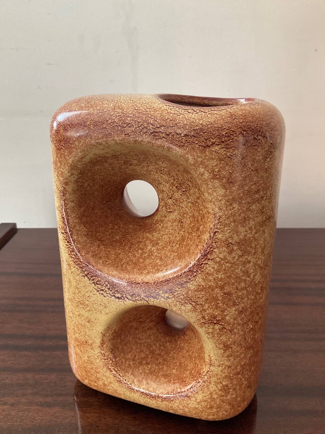 Bertoncello ceramic vase by Roberto Rigon N•910 from the 60s-70s