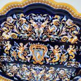 Large ceramic platter from Gien, Renaissance model, 20th century.