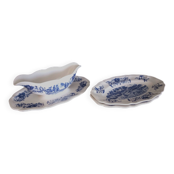 Set of a gravy boat and 2 Sarreguemines ceramic ravines, Derby model