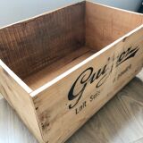Caisse ancienne bois guigoz
