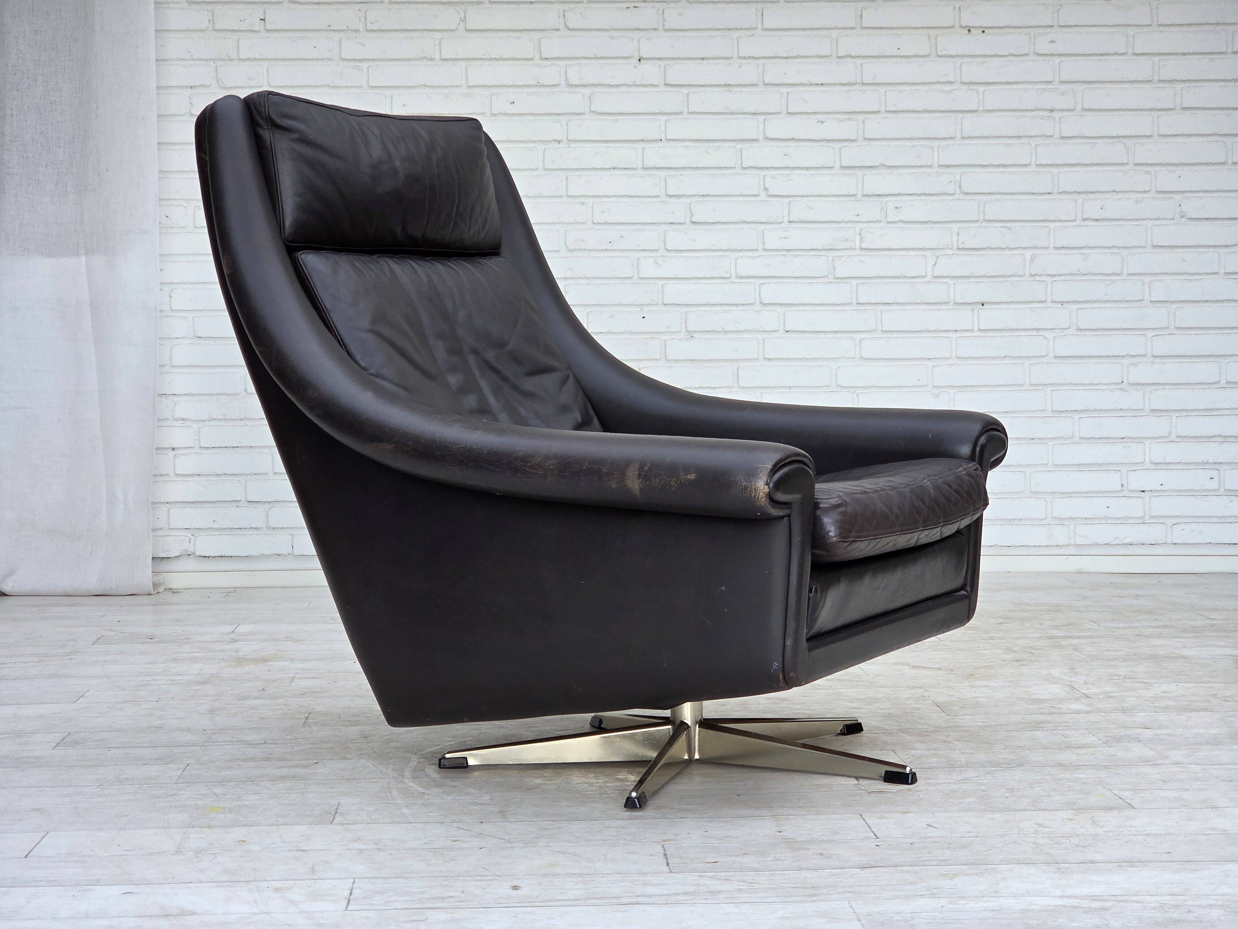 1960s, Danish highback swivel armchair by Aage Christensen, leather.