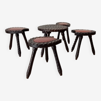 Ensemble de 5 tabourets et une table tripode brutaliste espagnol années 60